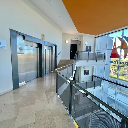 Aparthome Apartman *